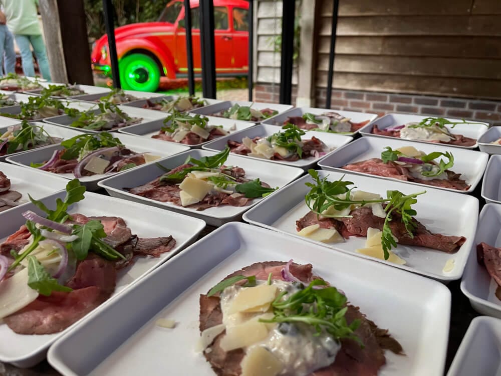 Walking dinner bij Noord-Host Catering